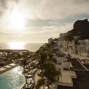 https://apartamentos-marina-bayview.in-canary-islands.com