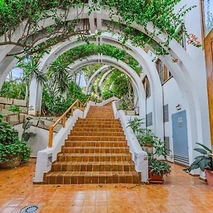 https://apt-centric-in-playa-fanabe.adeje-hotels.com